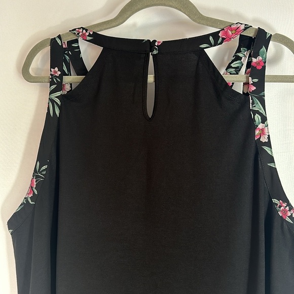 Torrid Black & Pink Floral Georgette with Knit Back Tank Top - Picture 8 of 8